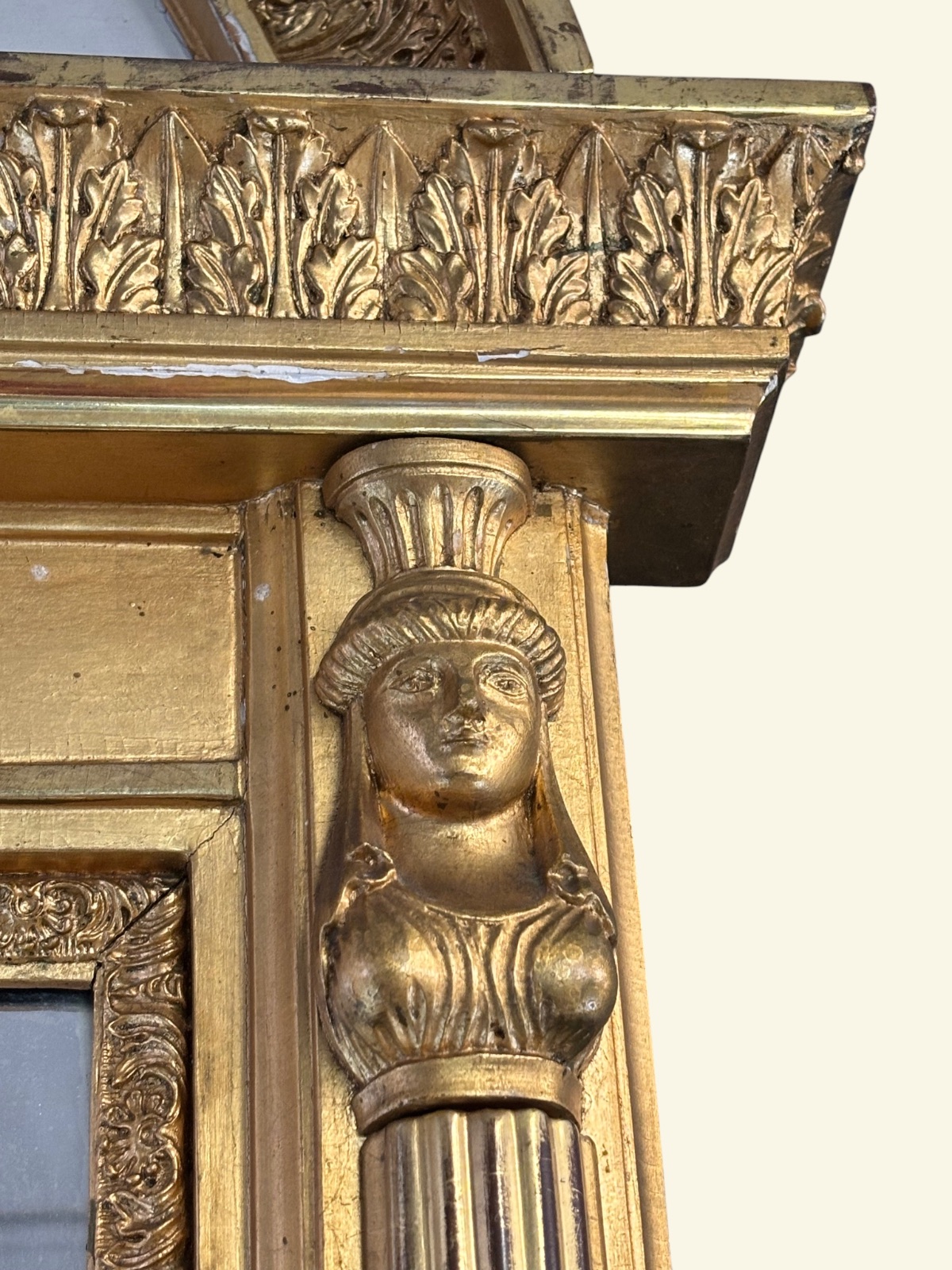 Large Giltwood Mirror – Ornate Carved Frame with Floral & Foliate