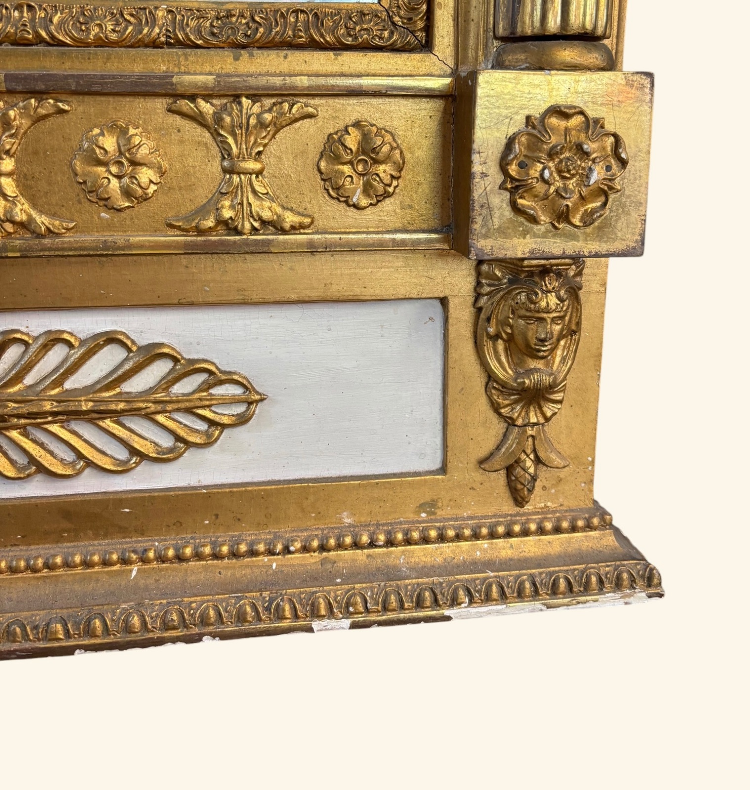 Large Giltwood Mirror – Ornate Carved Frame with Floral & Foliate
